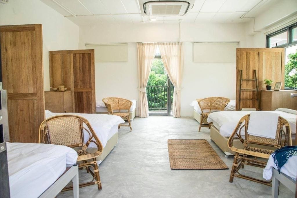 The Dearly Koh Tao Hostel Koh Tao, Thailand
